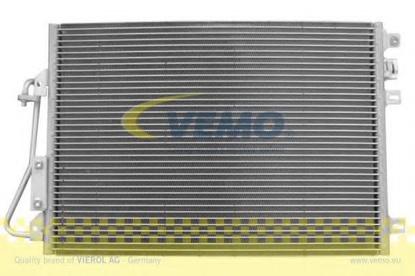 V46-62-0001 VEMO Air Conditioning Condenser, air conditioning
