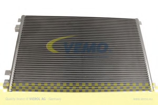 V46-62-0004 VEMO Condenser, air conditioning
