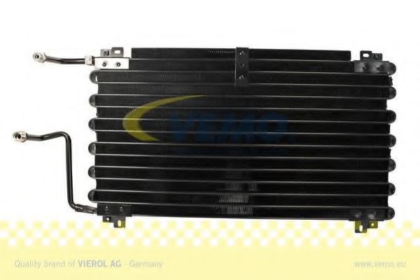 V46-62-0011 VEMO Air Conditioning Condenser, air conditioning