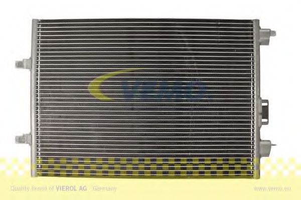 V46-62-0017 VEMO Condenser, air conditioning