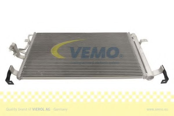 V52-62-0001 VEMO Air Conditioning Condenser, air conditioning