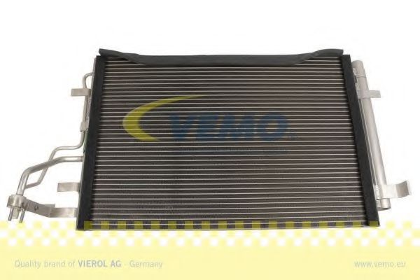 V52-62-0007 VEMO Air Conditioning Condenser, air conditioning
