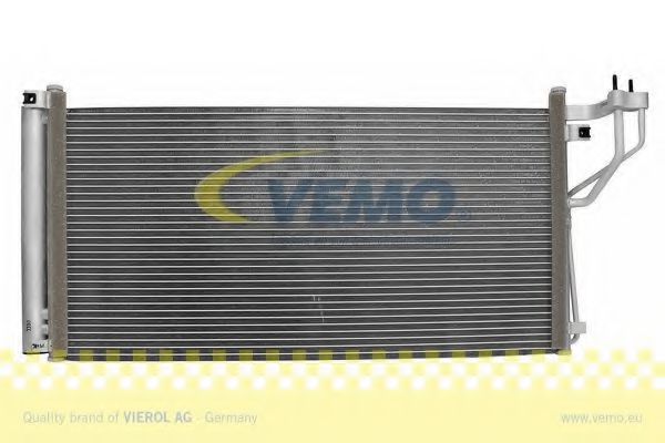 V52-62-0008 VEMO Air Conditioning Condenser, air conditioning