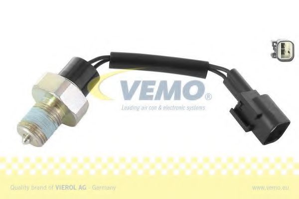 V52-73-0001 VEMO Выключатель, фара заднего хода