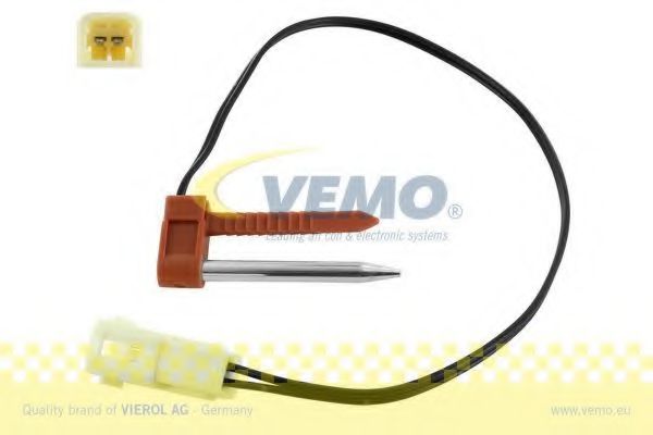 V53-72-0062 VEMO Sender Unit, interior temperature