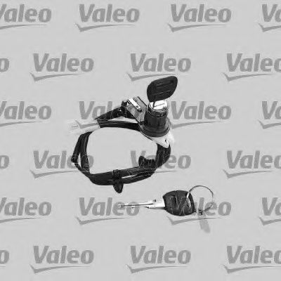 252902 VALEO Brake Pad Set, disc brake