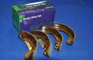 PLC-004 PARTS-MALL Brake System Brake Shoe Set