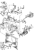 układ chłodzenia silnika<br/>przewód płynu chłodzącego
z przewodem odpowietrzającym<br/>patrz rysunek: